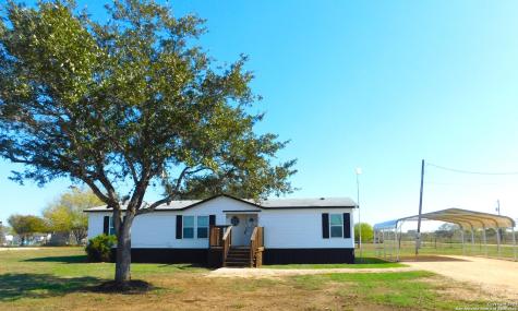 110 Crestfield Drive Pleasanton TX 78064