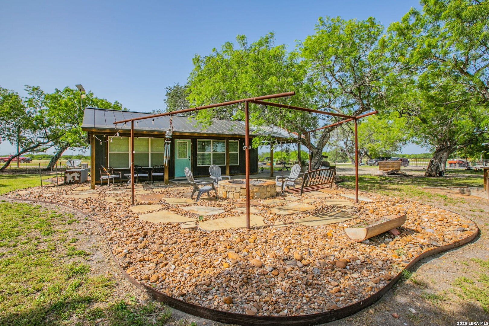 759 Cr 216 Hobson TX 78117