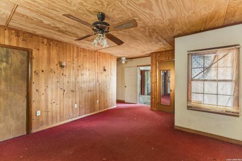 149 S Woodlawn Street Pearsall TX 78061