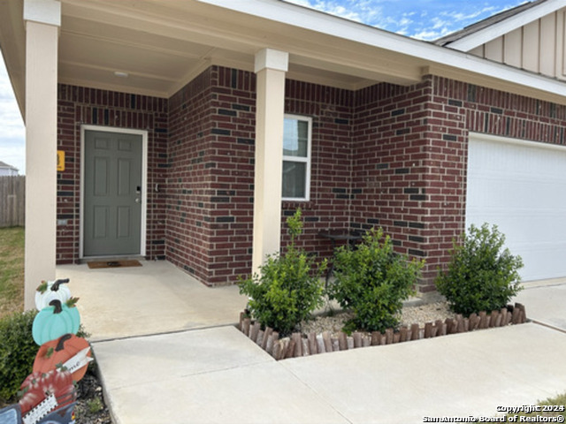 5855 Gulf Meadow Converse TX 78109