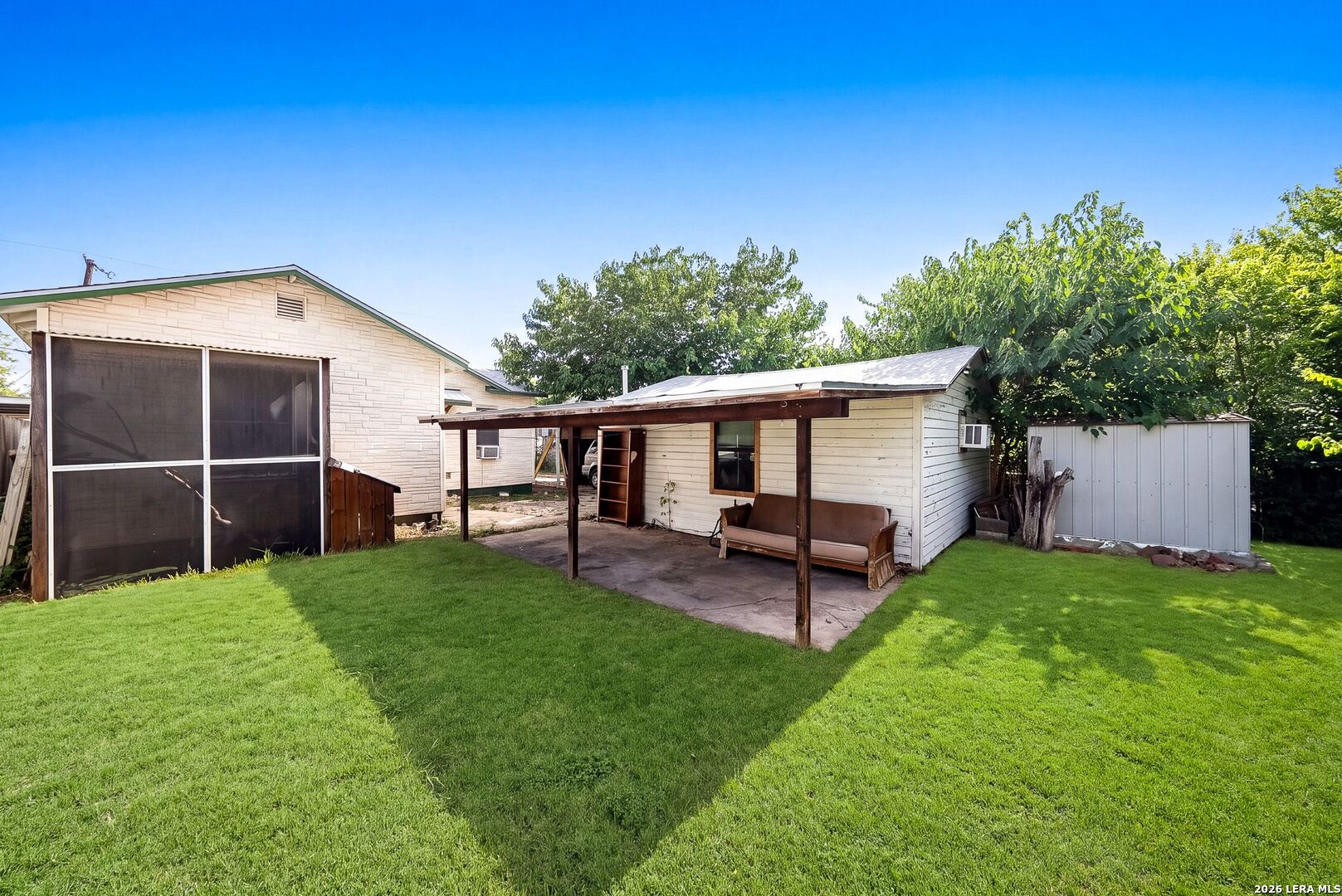 3330 W Laurel Street San Antonio TX 78228