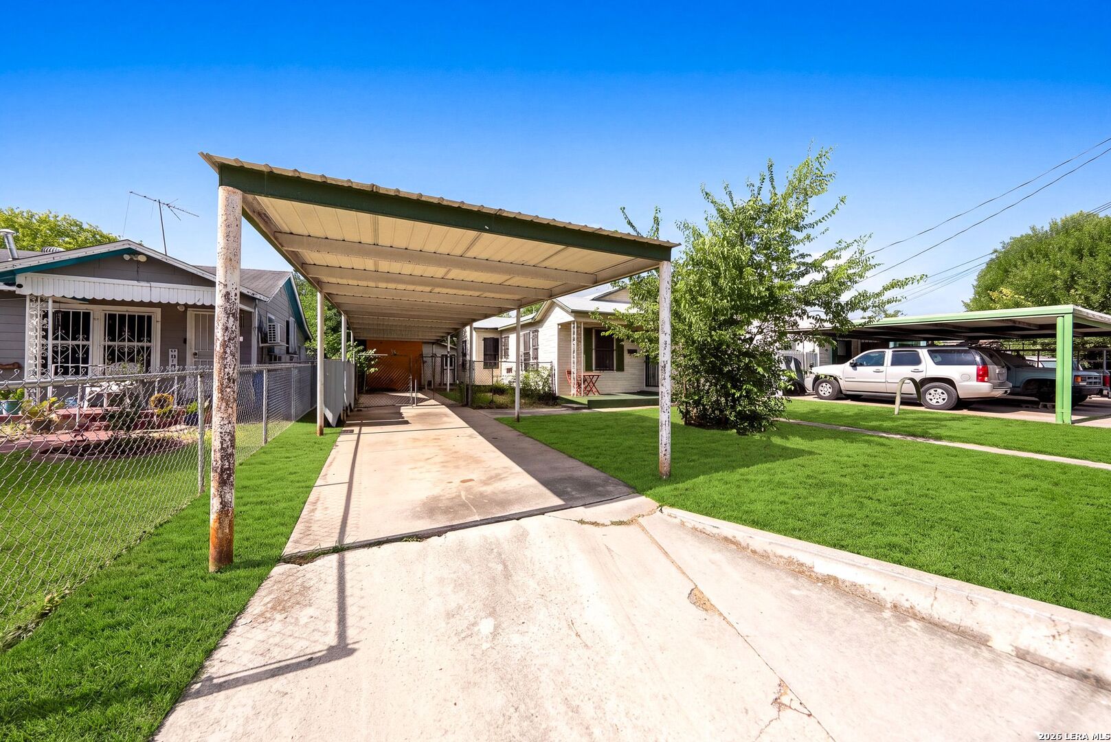 3330 W Laurel Street San Antonio TX 78228