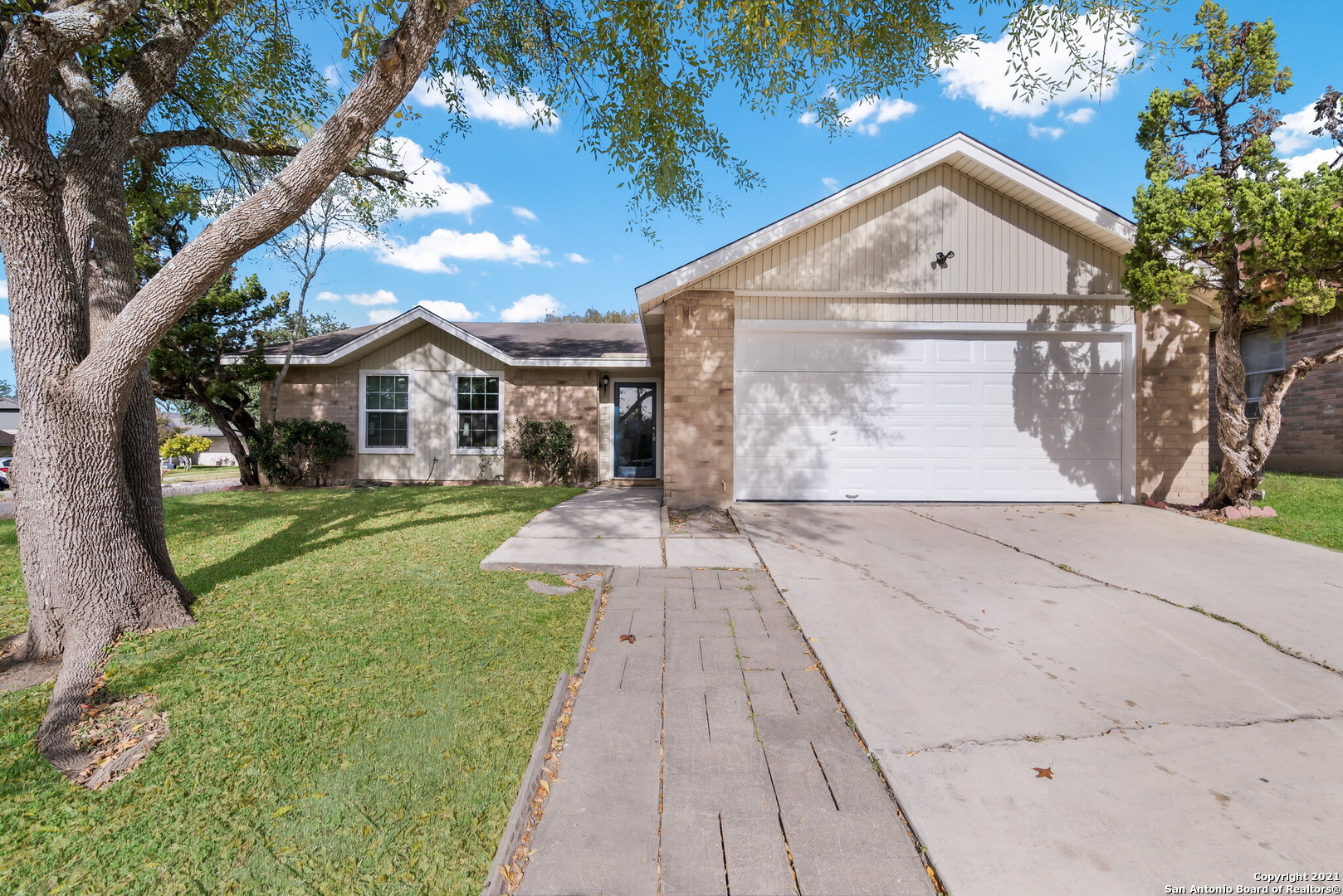 3321 Meadow Head Drive Schertz TX 78108