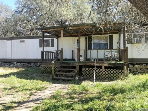 742 Nakoosa Drive San Antonio TX 78260