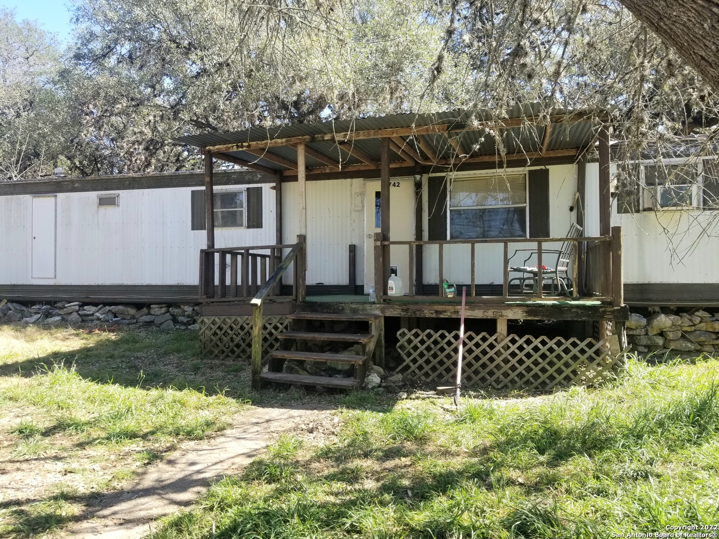 742 Nakoosa Drive San Antonio TX 78260