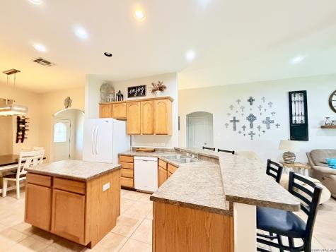308 Bunker Hill Pleasanton TX 78064