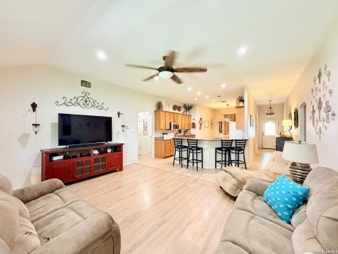 308 Bunker Hill Pleasanton TX 78064