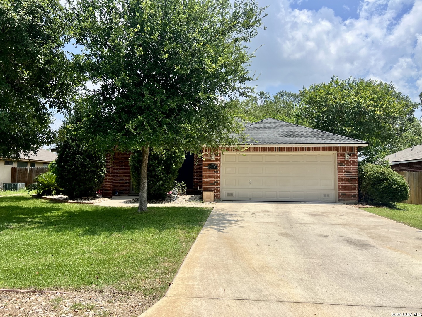308 Bunker Hill Pleasanton TX 78064
