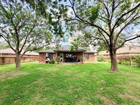 308 Bunker Hill Pleasanton TX 78064