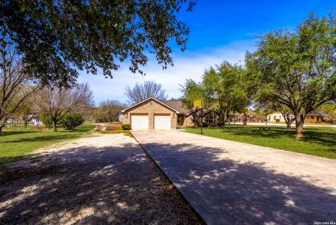 248 Hunters Dawn Drive La Vernia TX 78121