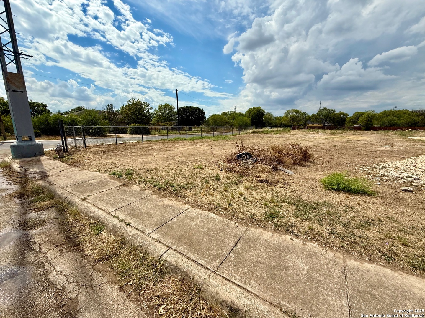 2331 SW 34th San Antonio TX 78237