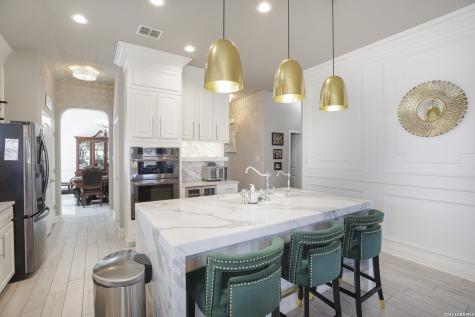 574 Calm Springs San Antonio TX 78260