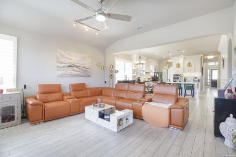 574 Calm Springs San Antonio TX 78260