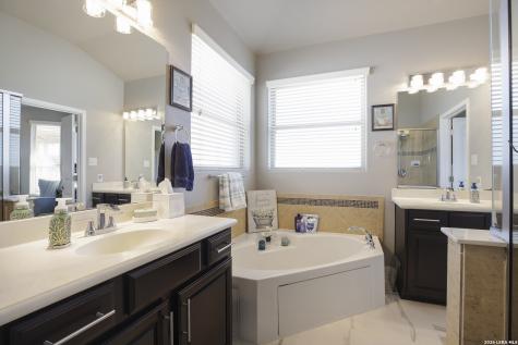 574 Calm Springs San Antonio TX 78260