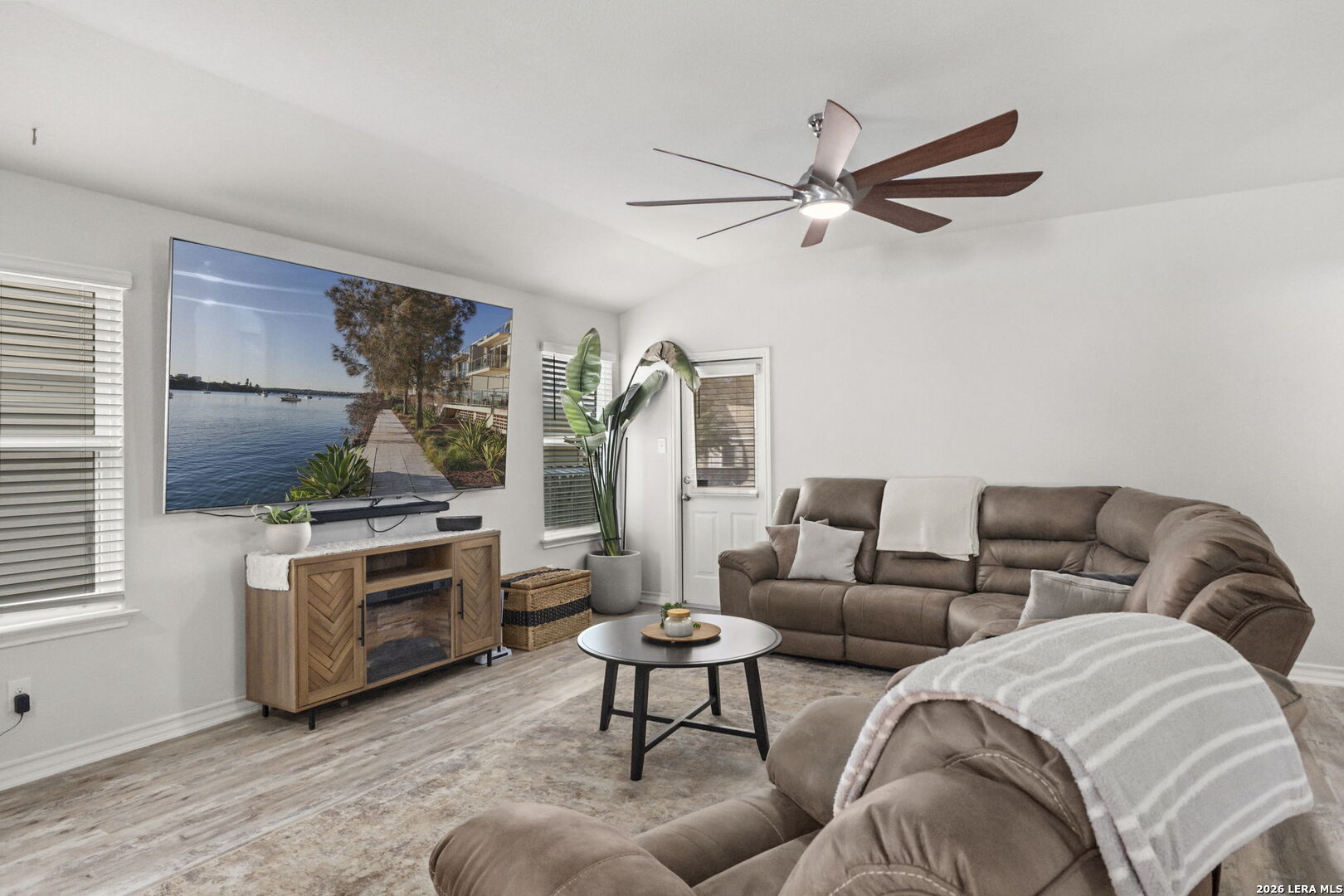 6023 Akin Quay San Antonio TX 78261