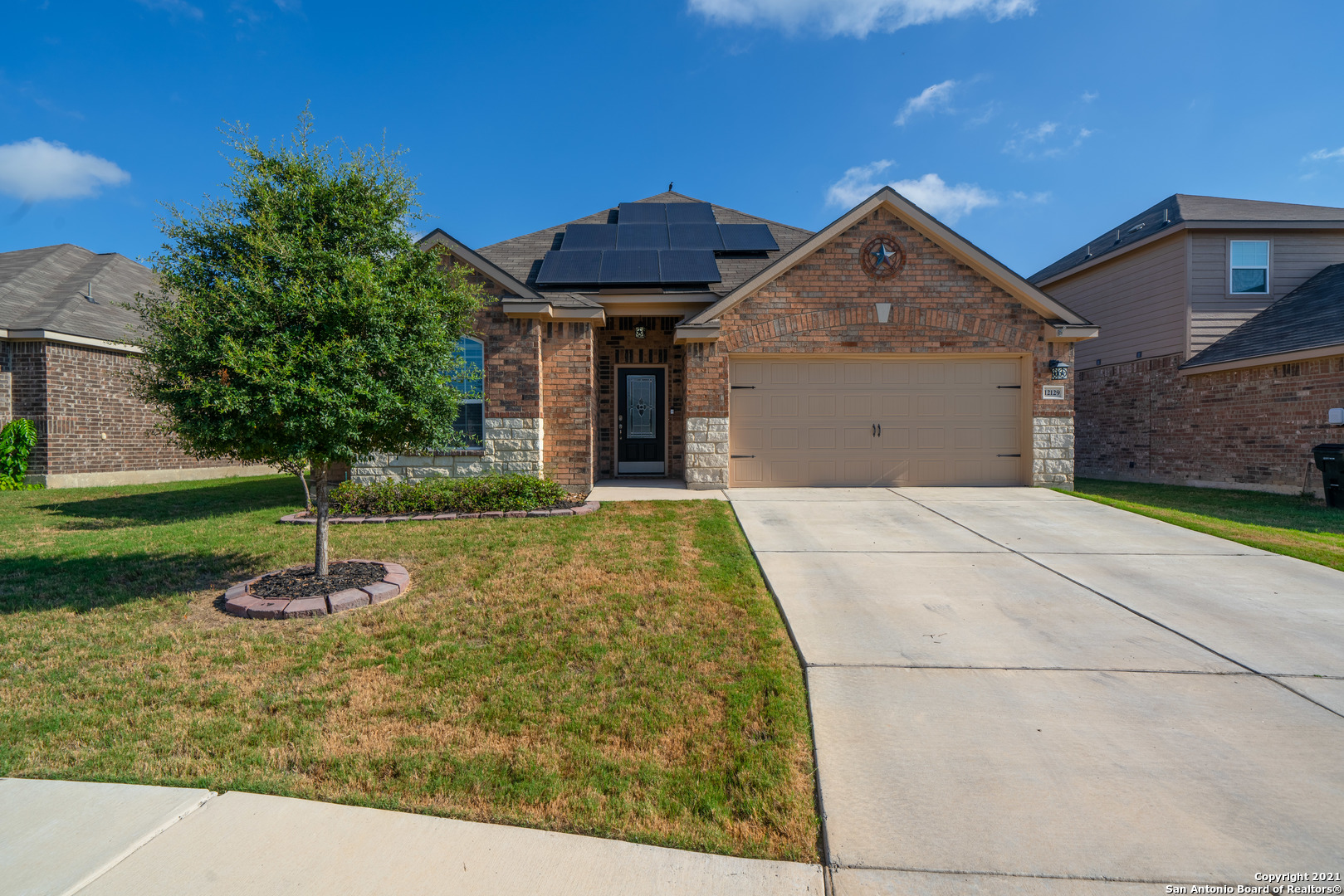 12129 Stratsburg San Antonio TX 78252
