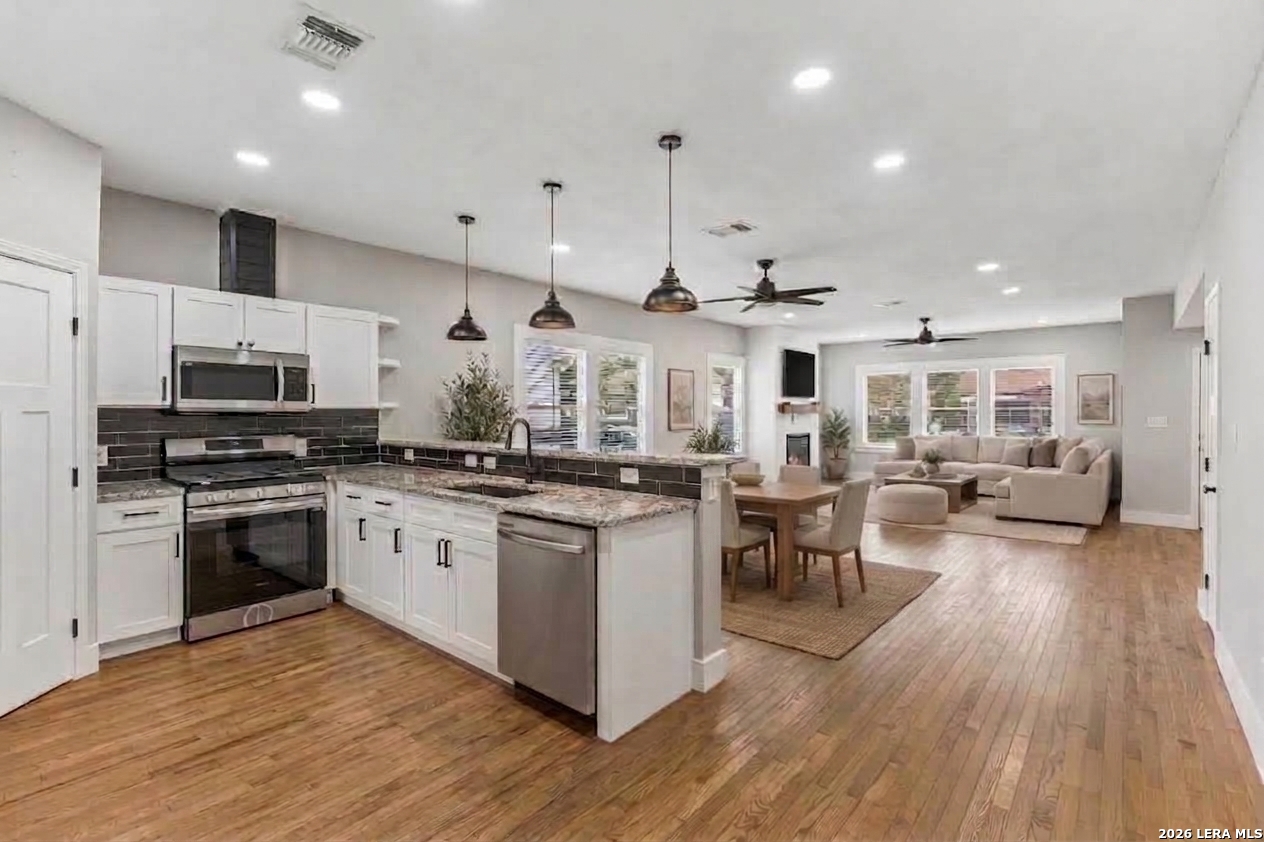 319 Burleson San Antonio TX 78202