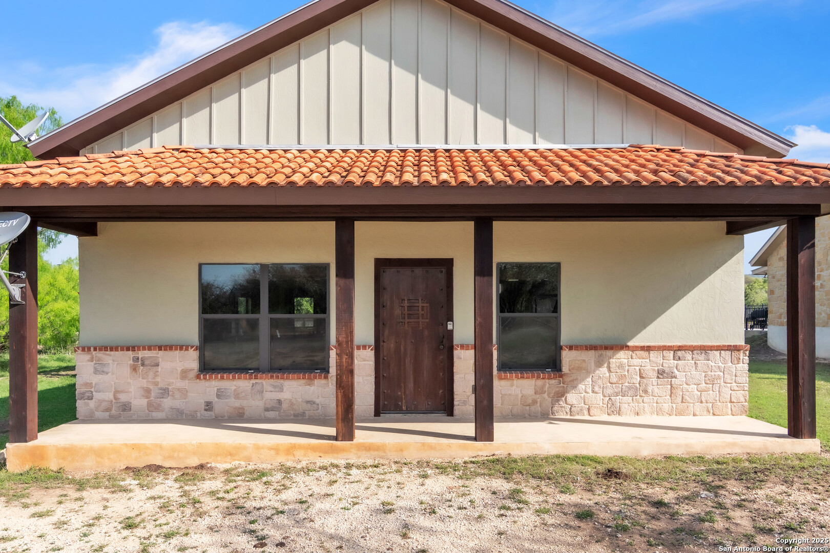 723 Tierra Linda Concan TX 78838