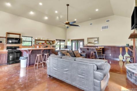 723 Tierra Linda Concan TX 78838