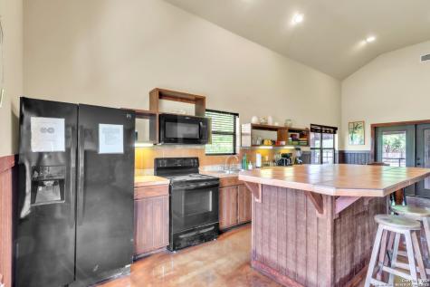 723 Tierra Linda Concan TX 78838
