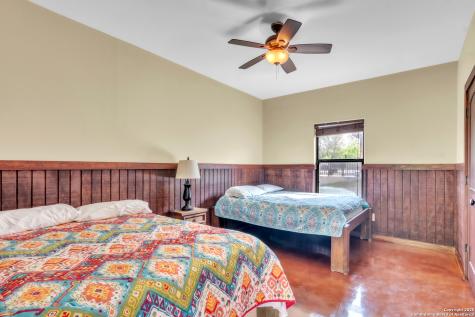 723 Tierra Linda Concan TX 78838