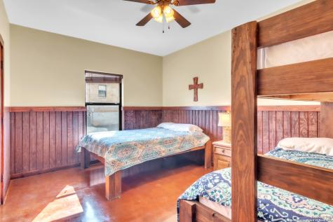 723 Tierra Linda Concan TX 78838
