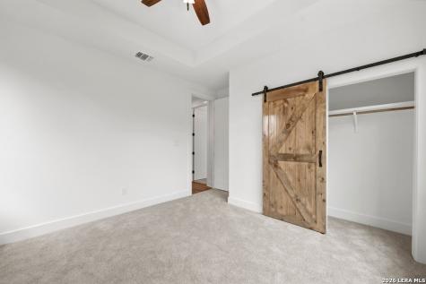 811 Lexington Pass Canyon Lake TX 78133