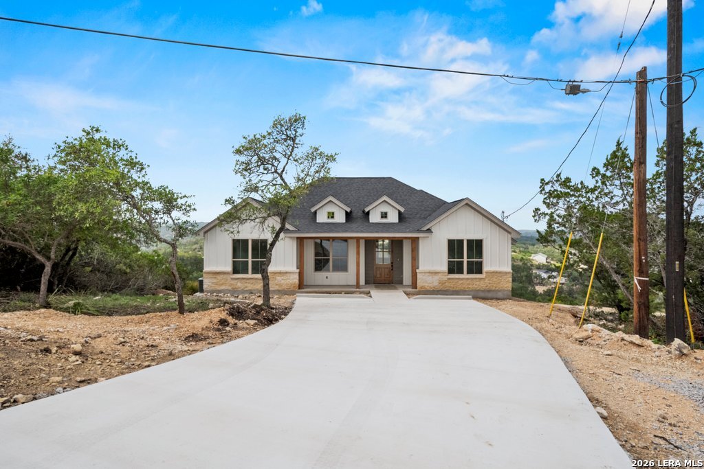 811 Lexington Pass Canyon Lake TX 78133