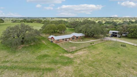 6603 Fm 2579 Floresville TX 78114