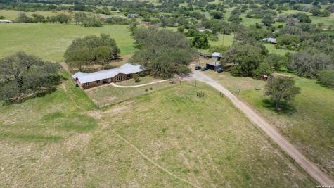 6603 Fm 2579 Floresville TX 78114