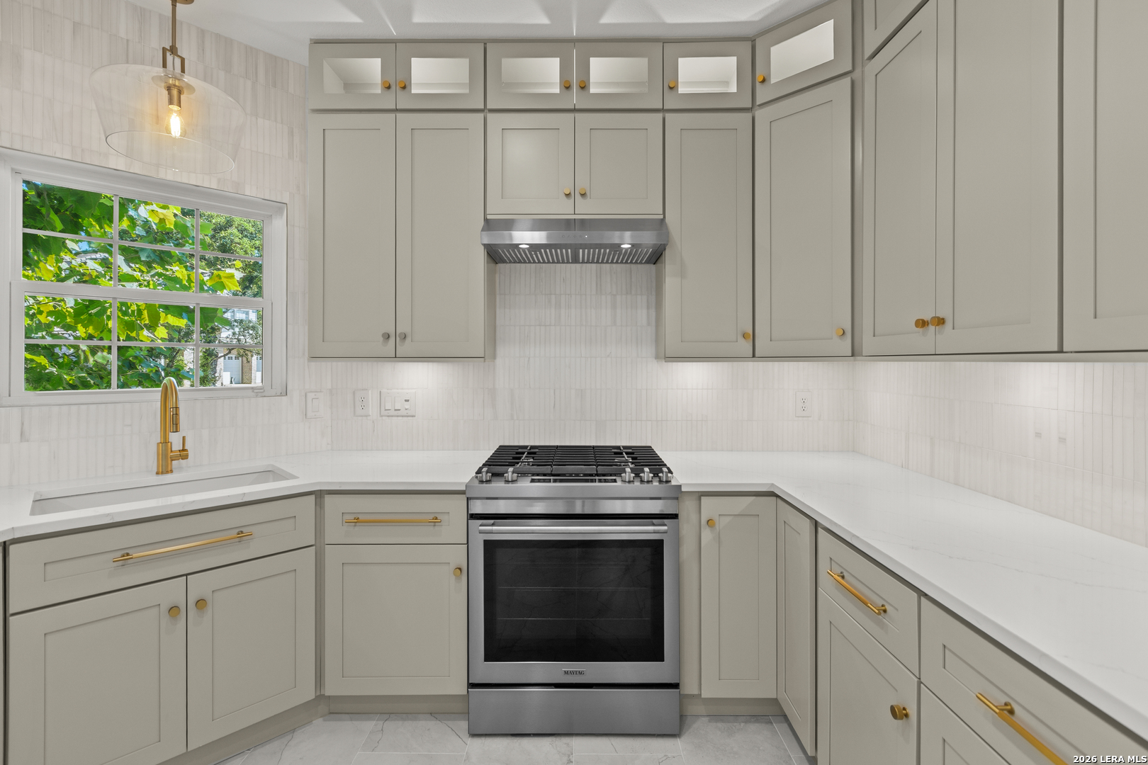 11 Granburg Circle San Antonio TX 78218