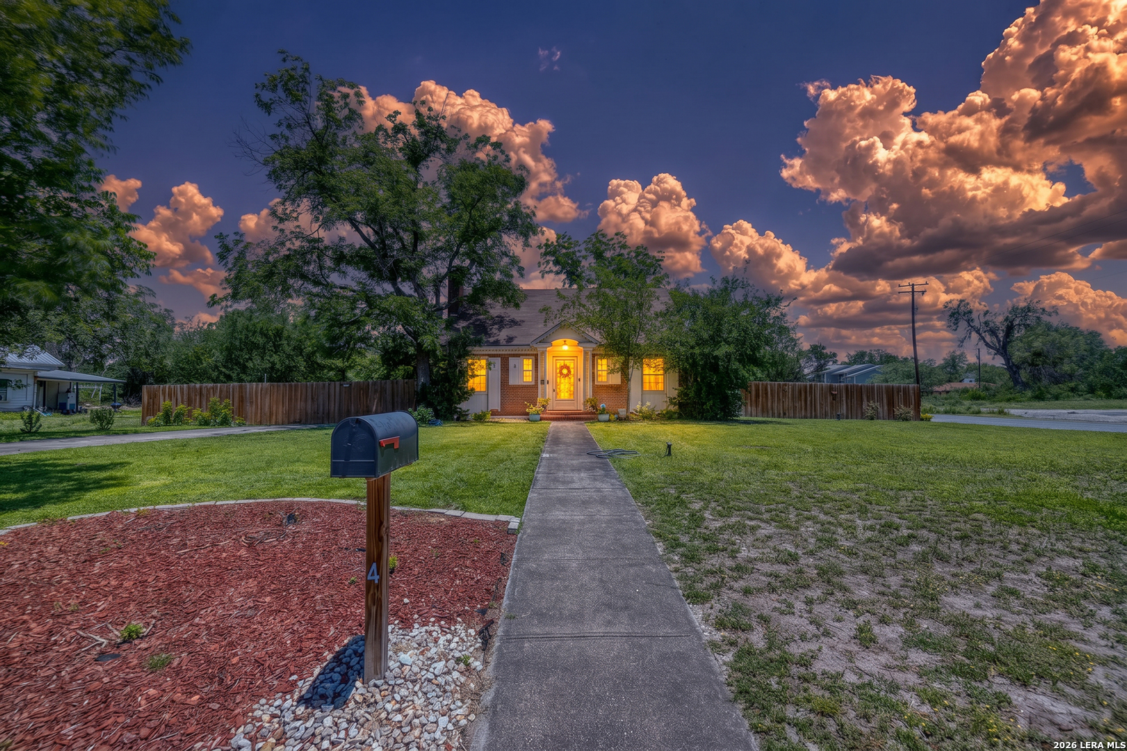 440 S Getty Uvalde TX 78801