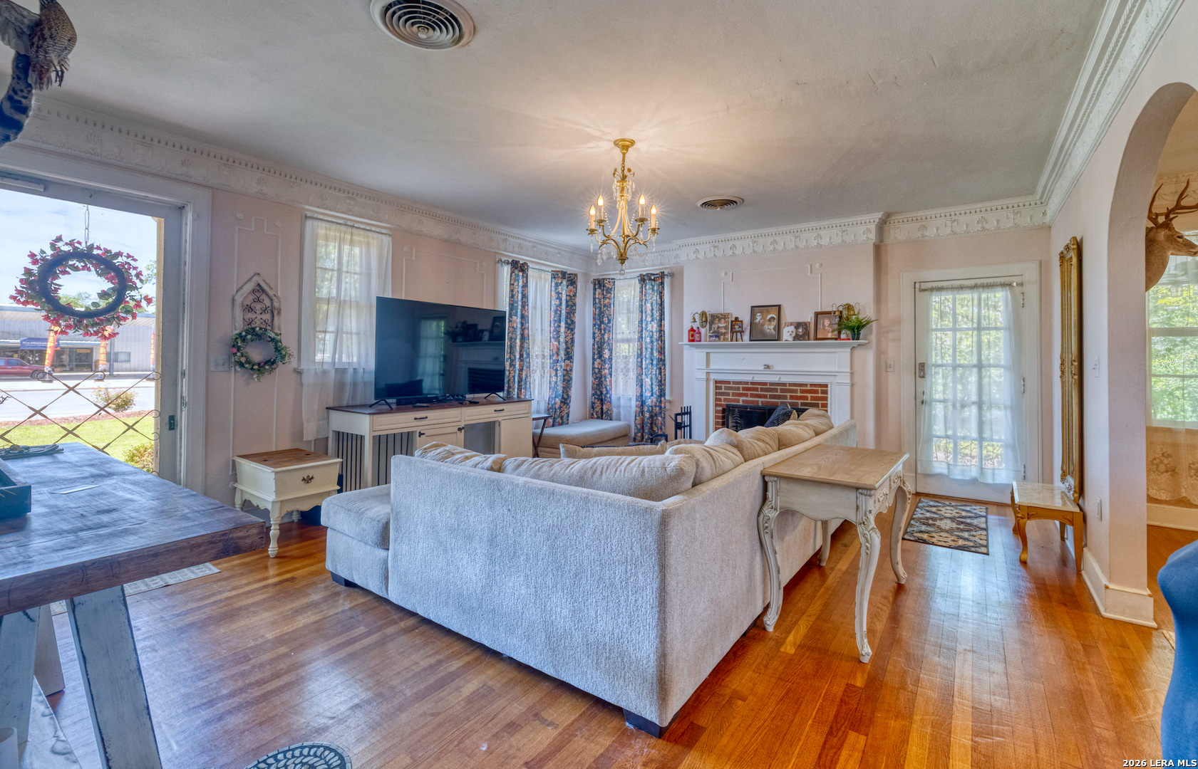 440 S Getty Uvalde TX 78801