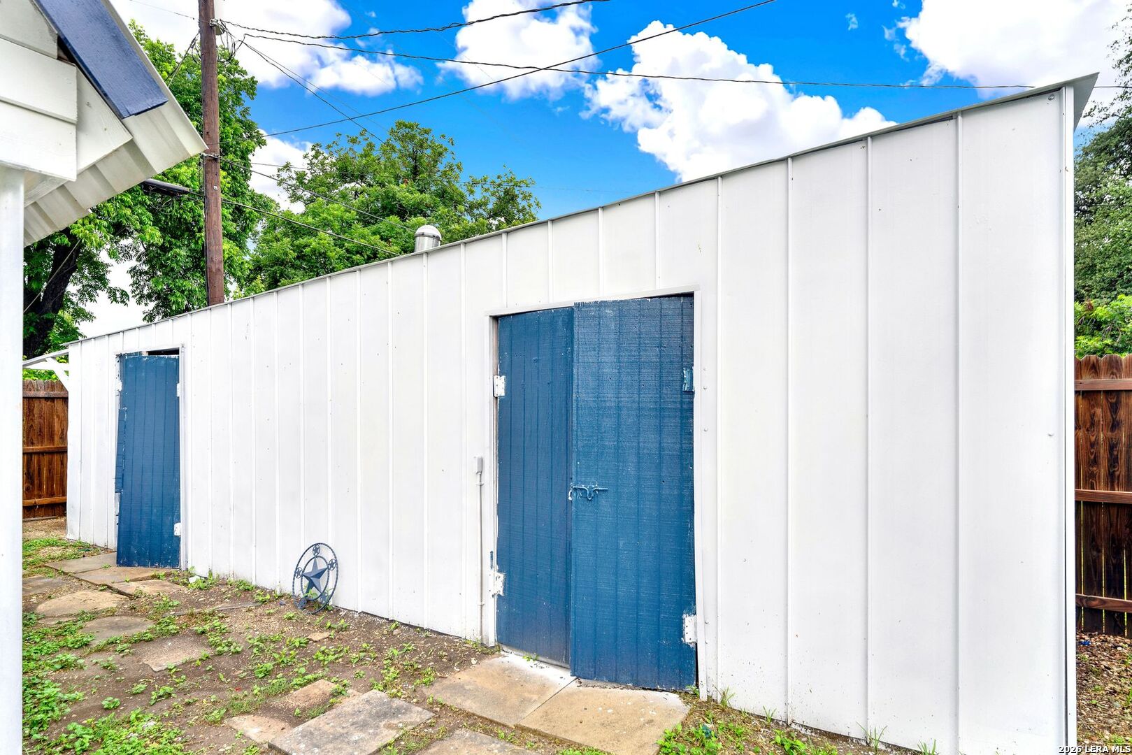 1405 25th Street Hondo TX 78861
