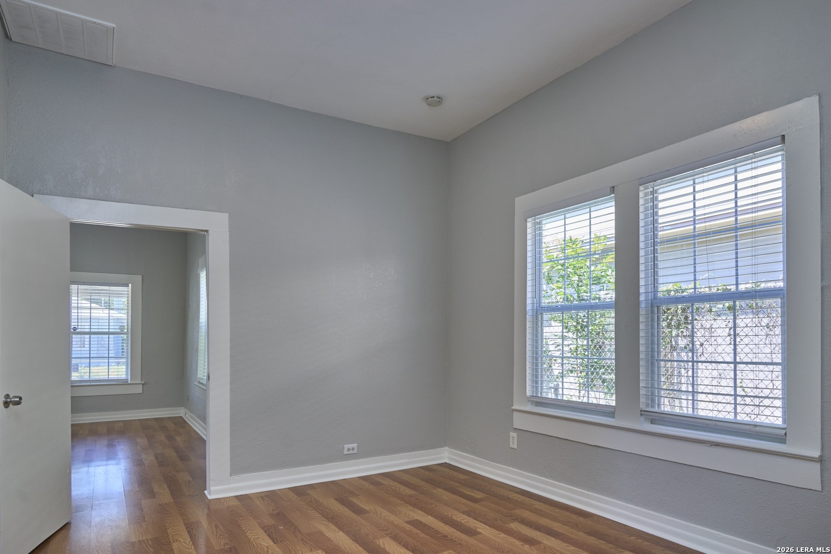 439 E Mitchell Street San Antonio TX 78210
