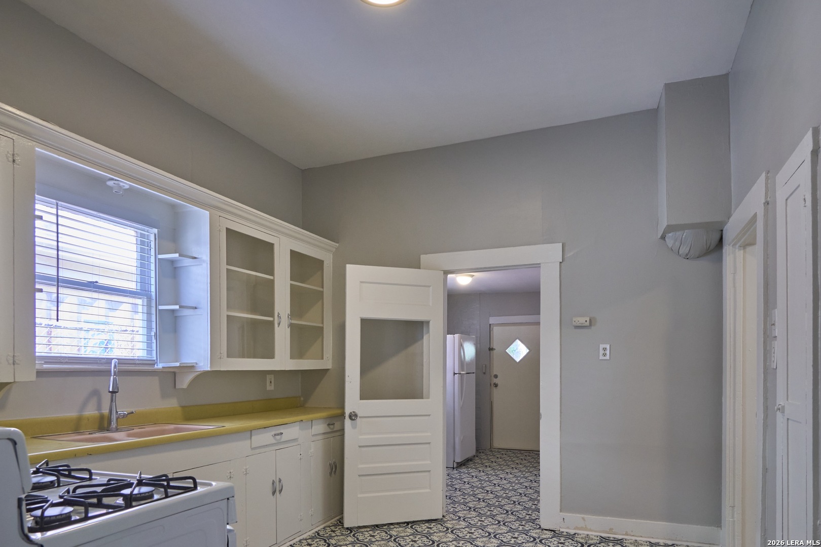 439 E Mitchell Street San Antonio TX 78210