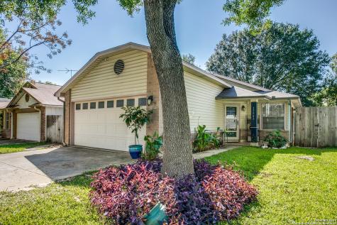15543 Knollglade San Antonio TX 78247