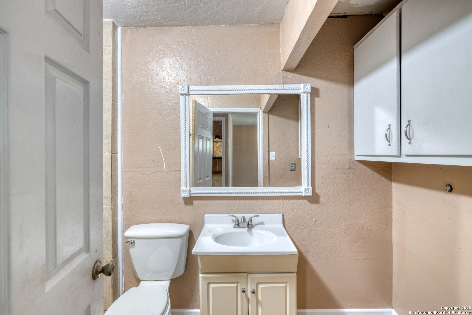 98 Guayacan Carrizo Springs TX 78834