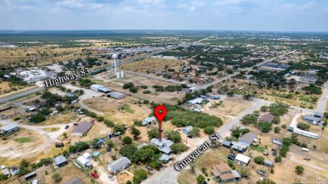 98 Guayacan Carrizo Springs TX 78834