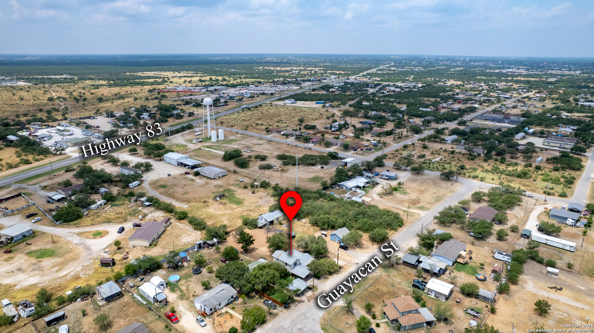 98 Guayacan Carrizo Springs TX 78834