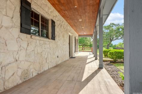 838 Georg Oaks Bulverde TX 78163