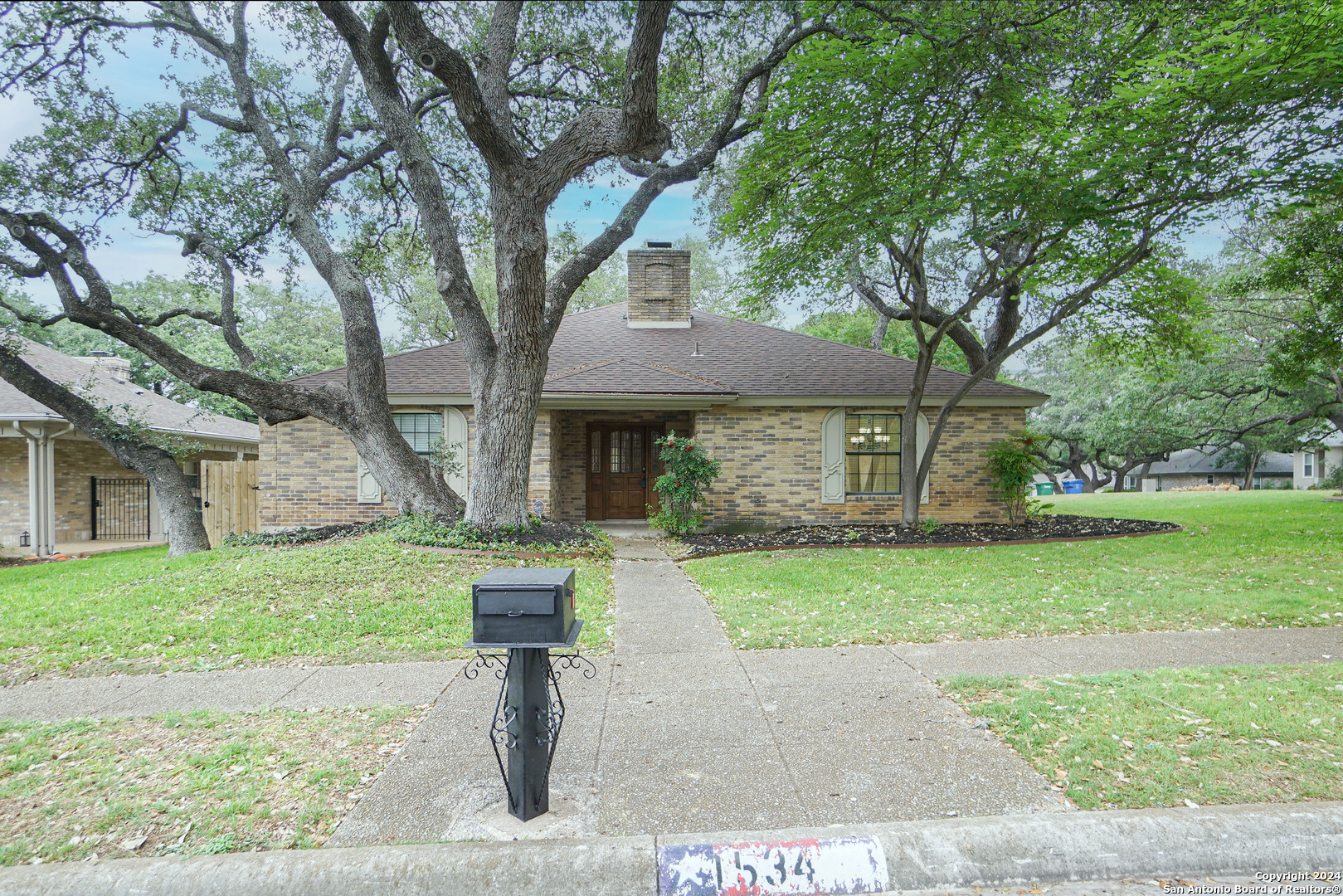1534 Vista Del Monte San Antonio TX 78216