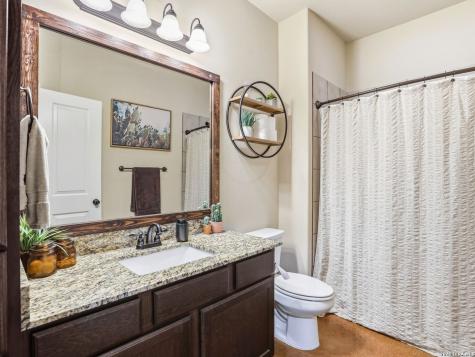 1211 Copperhead Road Seguin TX 78155