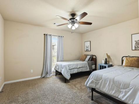 1211 Copperhead Road Seguin TX 78155