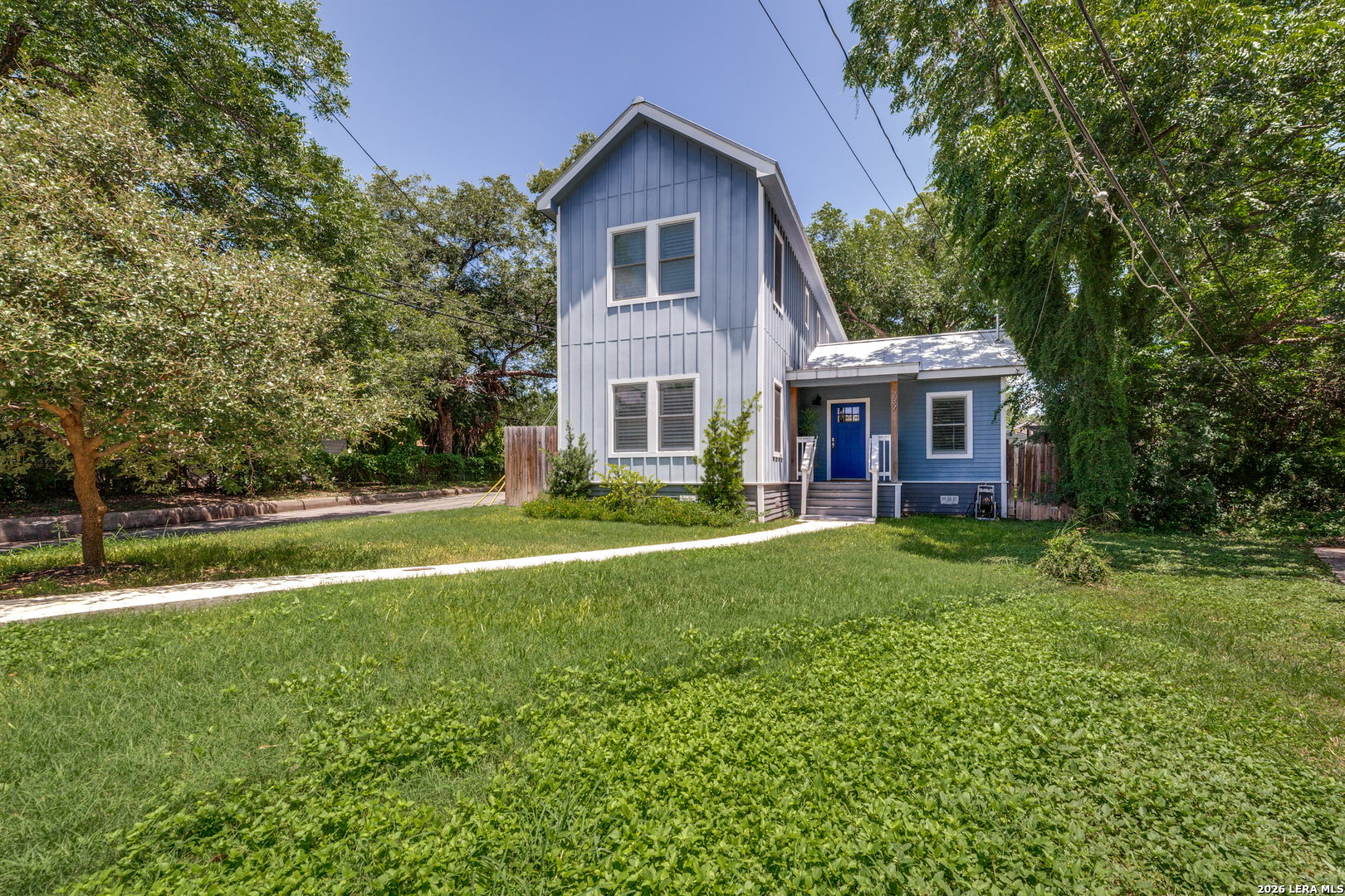 737 E Magnolia Avenue San Antonio TX 78212