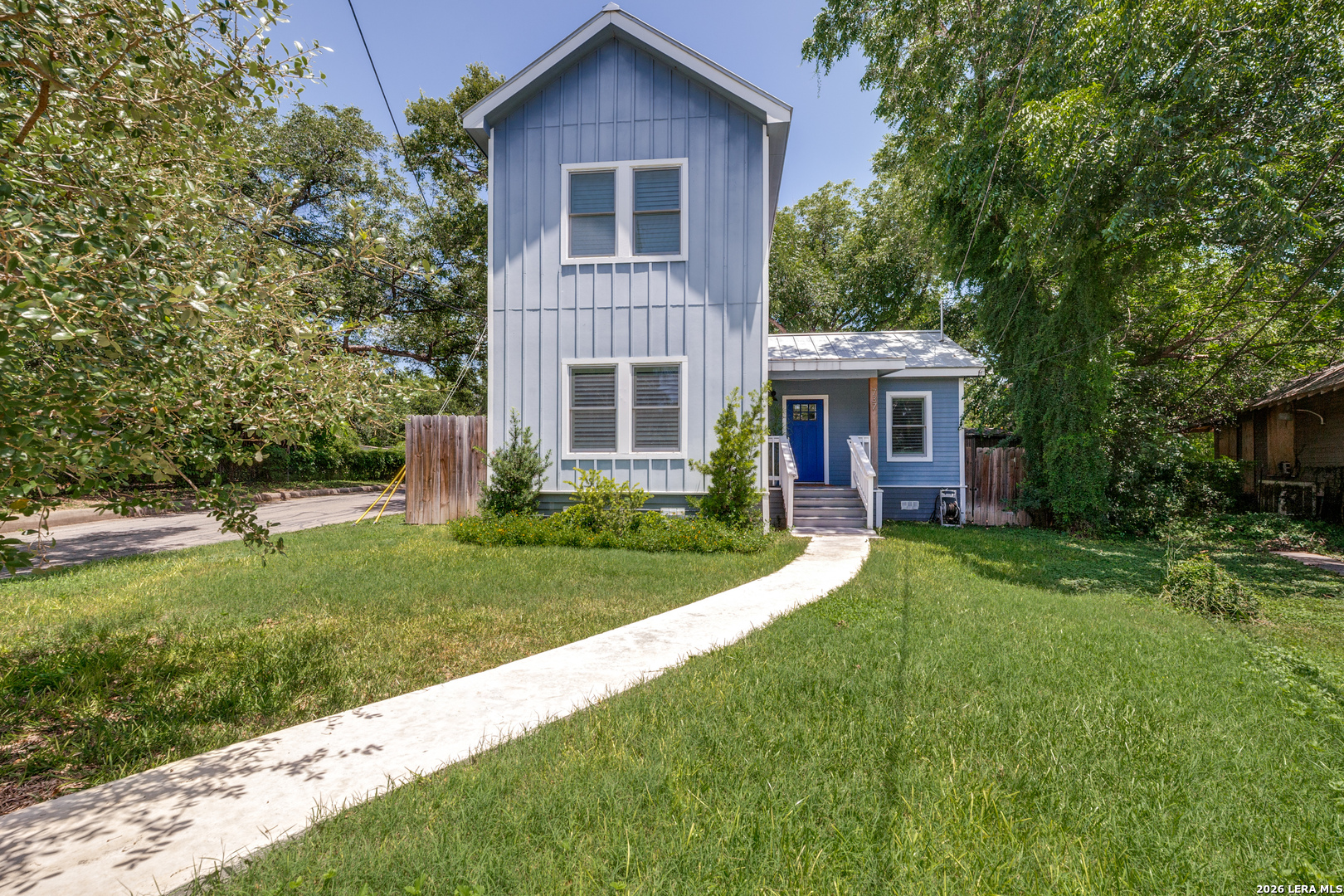 737 E Magnolia Avenue San Antonio TX 78212
