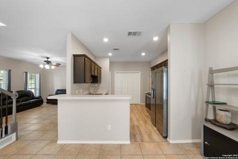144 Whitewing Way Floresville TX 78114