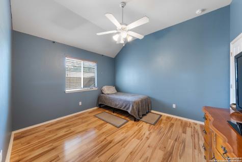 144 Whitewing Way Floresville TX 78114