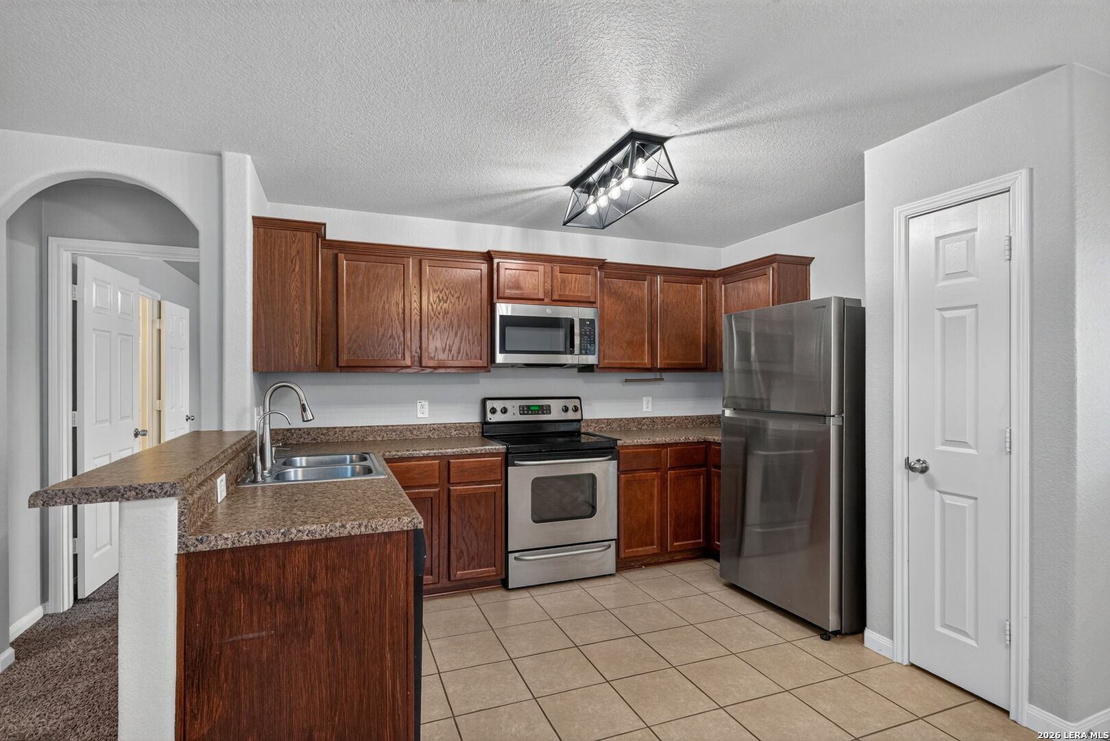 6121 Luckey Run San Antonio TX 78252