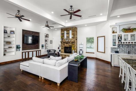 5723 Copper Forest New Braunfels TX 78132